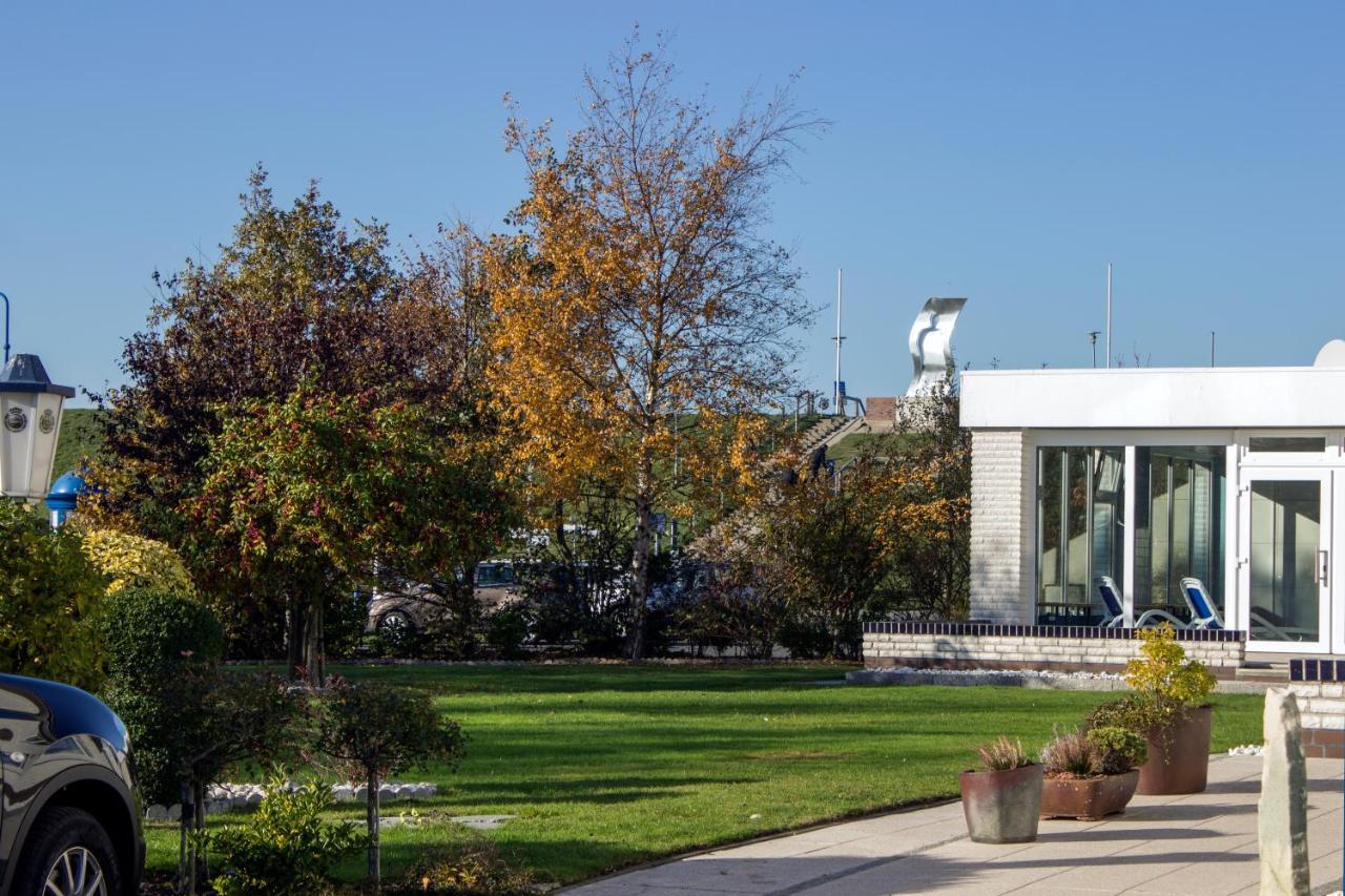 Hotel Am Friesenstrand Tossens Exterior foto